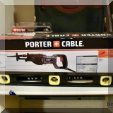 T01. Porter Cable saw. 